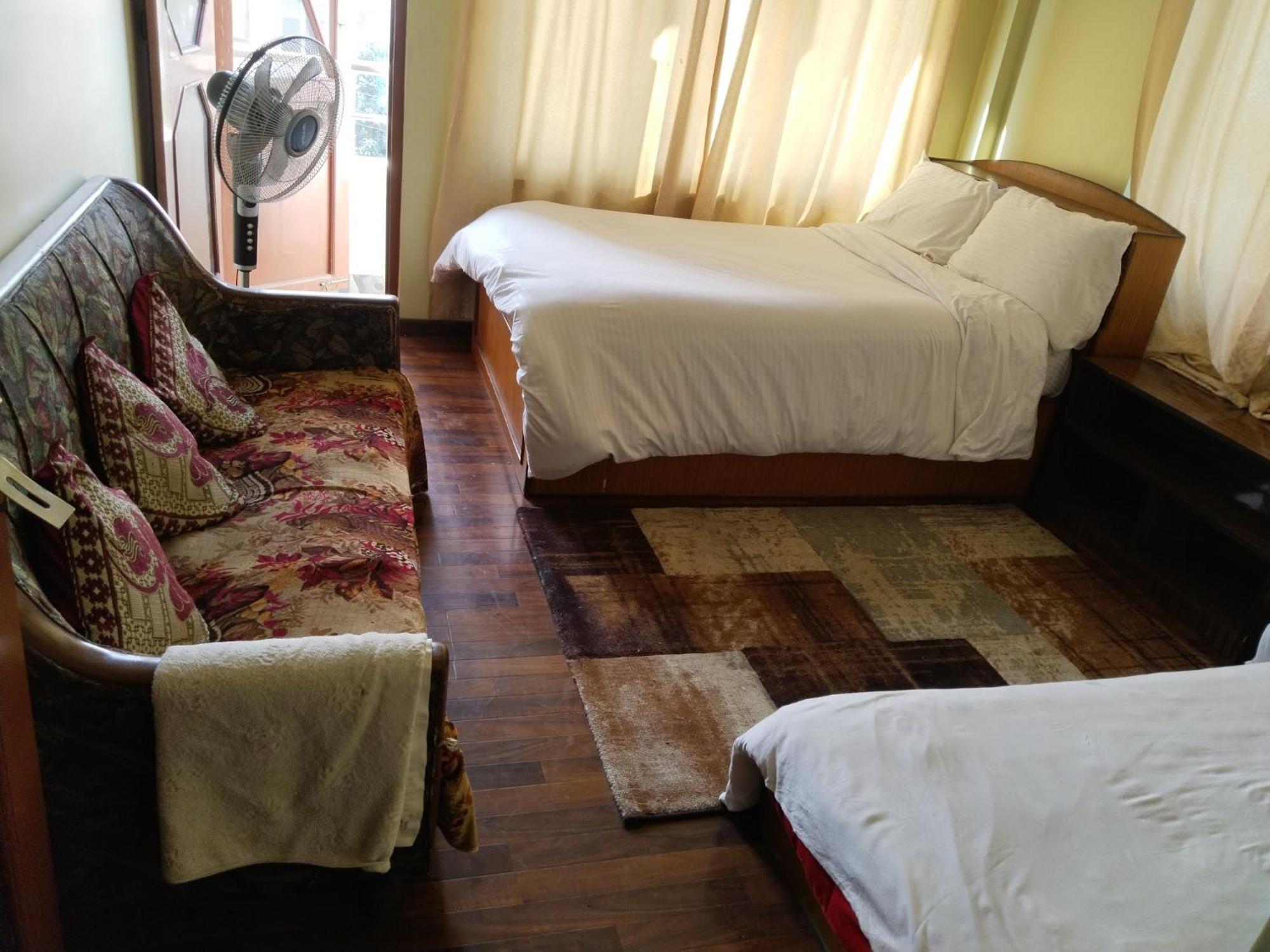 Kathmandu Airport View Hotel And Lodge 외부 사진